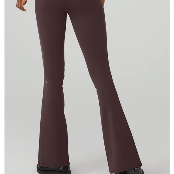 NWOT Alo Airbrush High-Waist Flutter Legging Limited Edition Color - Picture 3 of 7